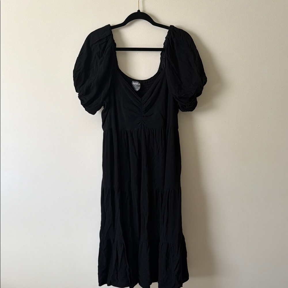 Elegant Black Puff Sleeve Dress